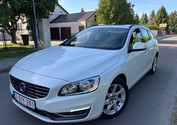 Volvo V60 cena 46800 przebieg: 232123, rok produkcji 2014 z Rajgród małe 326